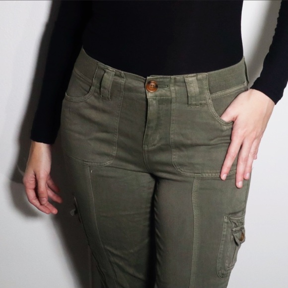 3 for 25! 🌻Olive Green Low/Mid Rise Cargo Utility “Kim Possible” Pants🌻 - Picture 4 of 11